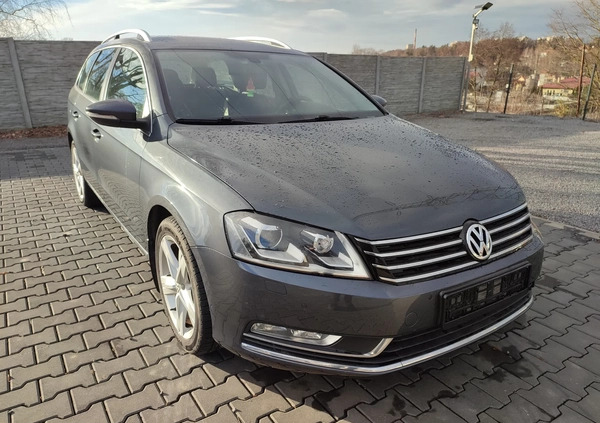 Volkswagen Passat cena 38900 przebieg: 213000, rok produkcji 2011 z Żychlin małe 596